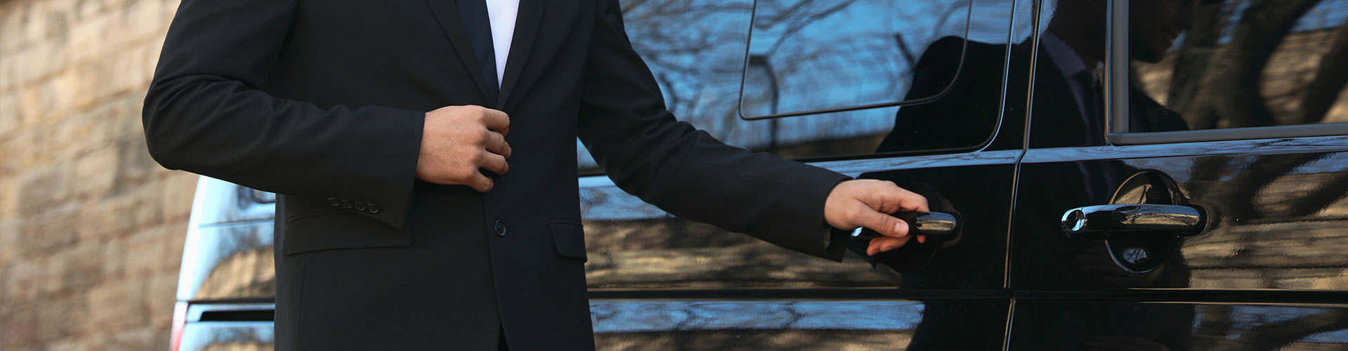 Chauffeur privato per laghi da Milano